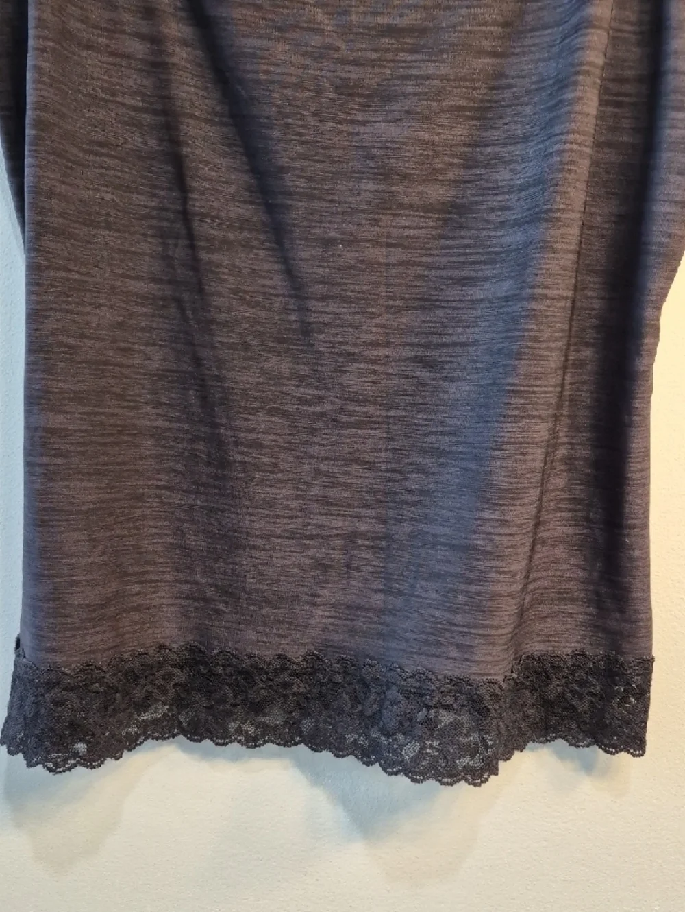 🌟 4 For $ 15 🌟 Vanity Fair Charcoal Lace-Trim Camisole - Picture 3 of 5